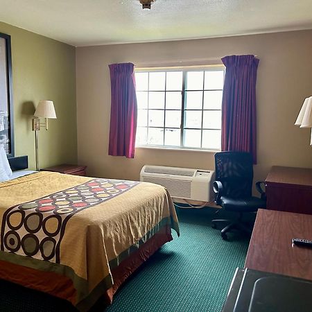 ซูเปอร์ 8 บาย วินด์แฮม แพลต ซิตี้ แคนซัสซิตี้ แอเรีย Hotel Platte City ภายนอก รูปภาพ