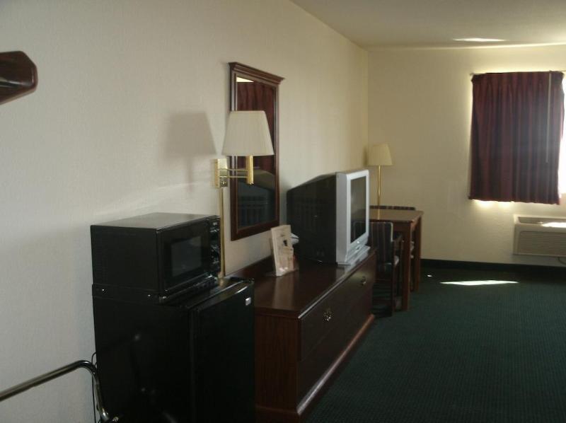 ซูเปอร์ 8 บาย วินด์แฮม แพลต ซิตี้ แคนซัสซิตี้ แอเรีย Hotel Platte City ภายนอก รูปภาพ